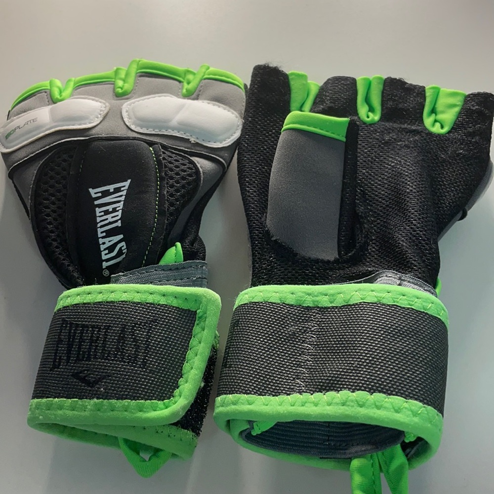 Everlast Hand Wraps